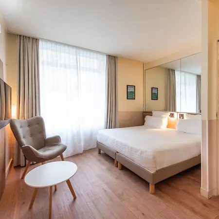 Hotel De France Quartier Latin Parigi